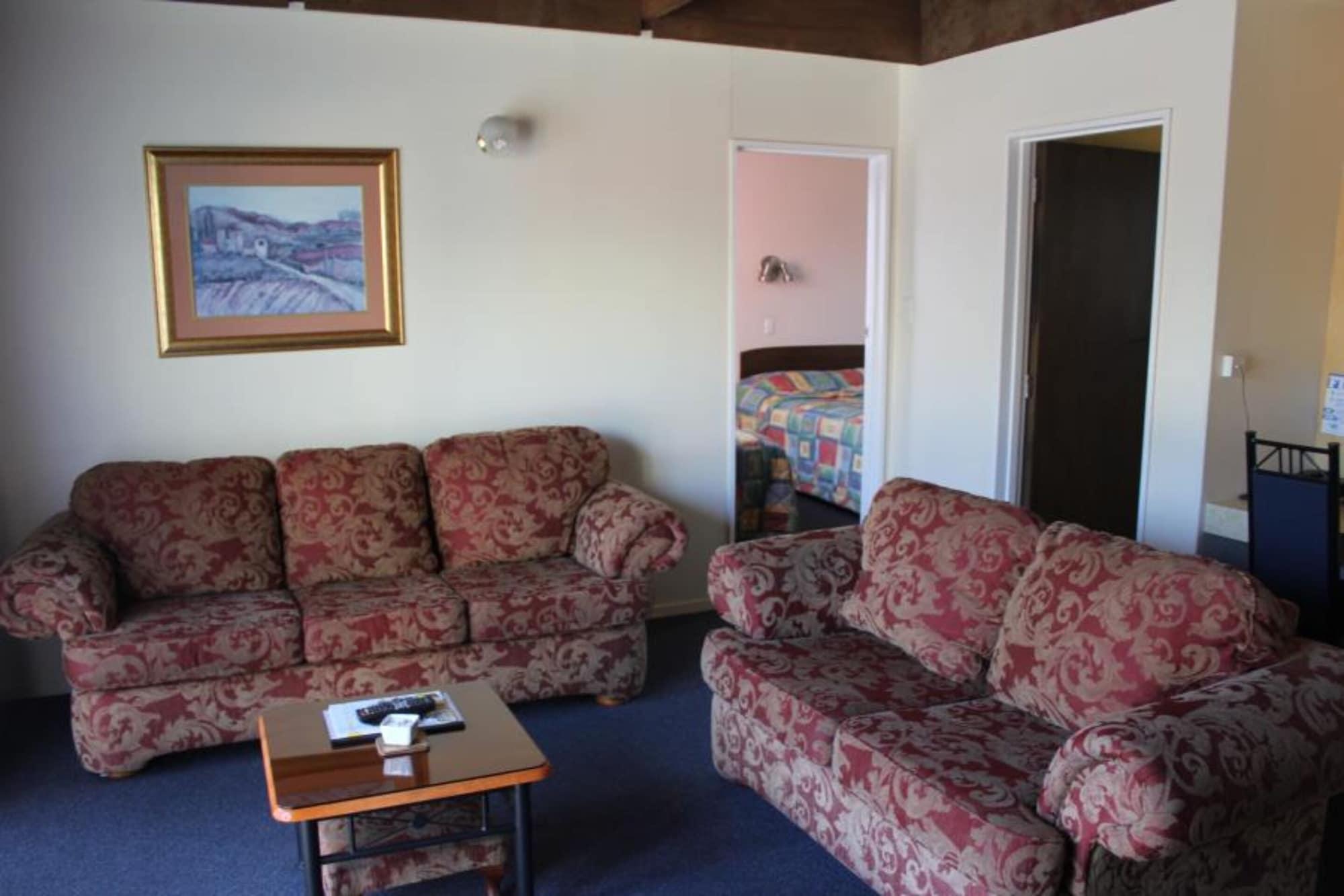 193 Aorangi Manor Motel Бленхайм Екстериор снимка
