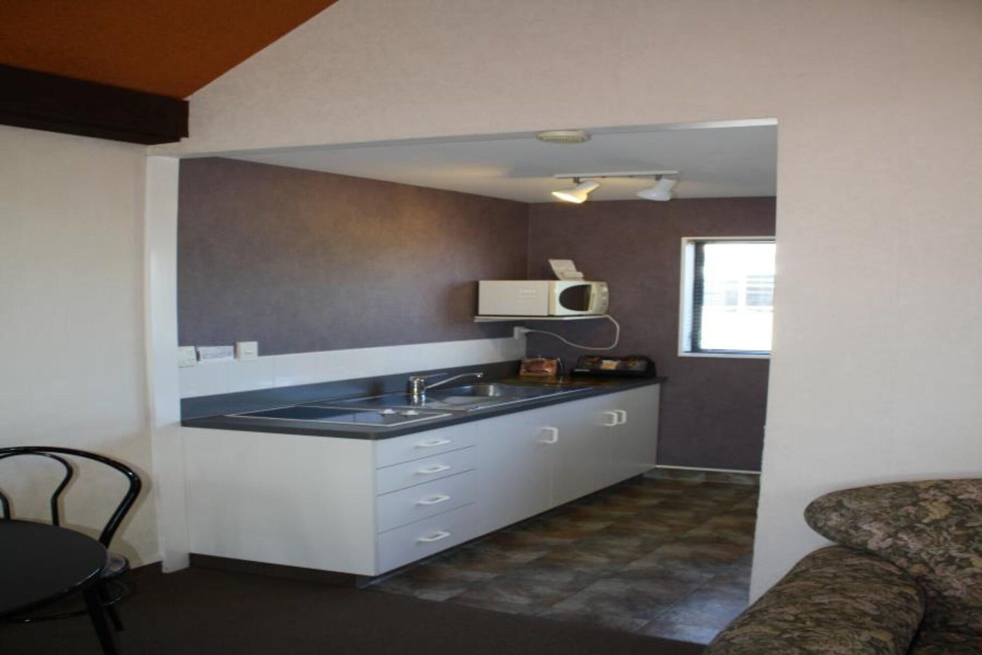 193 Aorangi Manor Motel Бленхайм Екстериор снимка