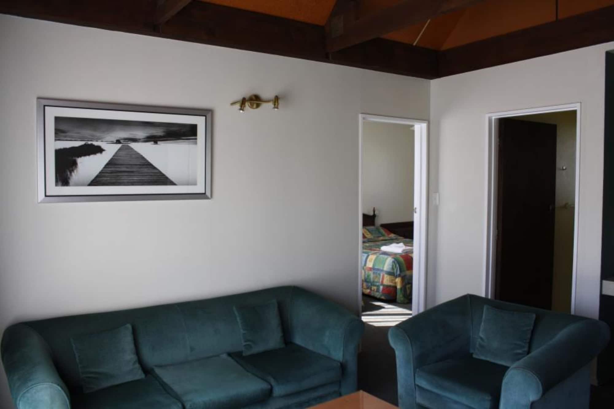 193 Aorangi Manor Motel Бленхайм Екстериор снимка