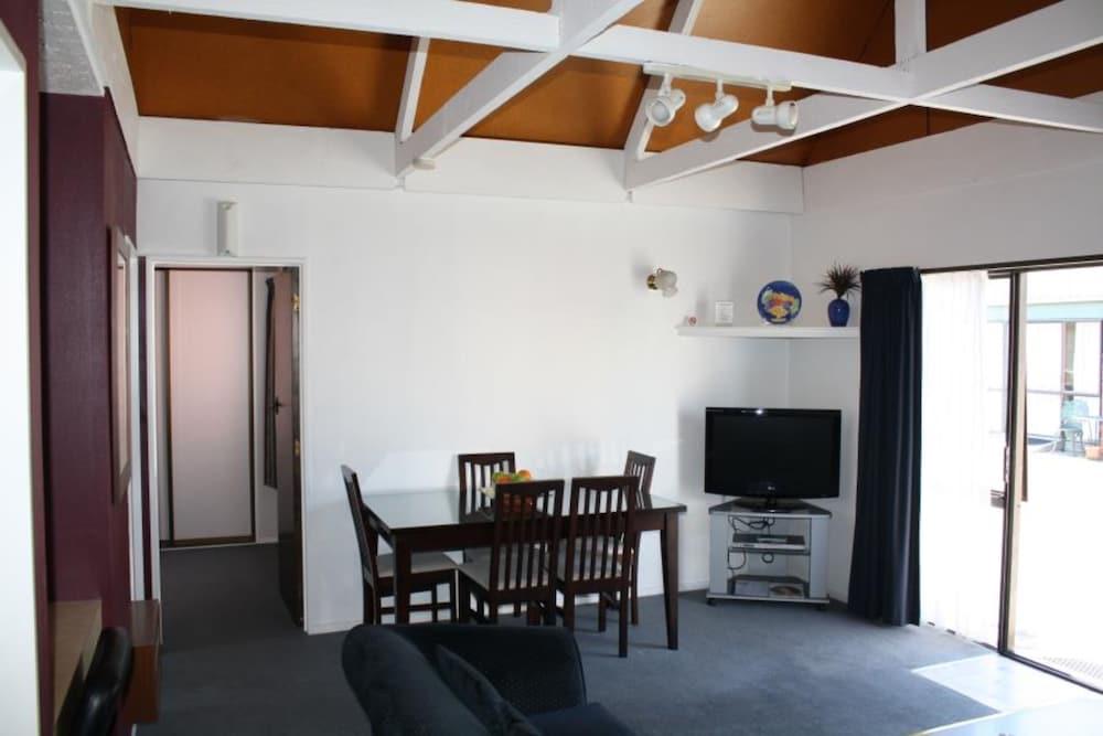 193 Aorangi Manor Motel Бленхайм Екстериор снимка
